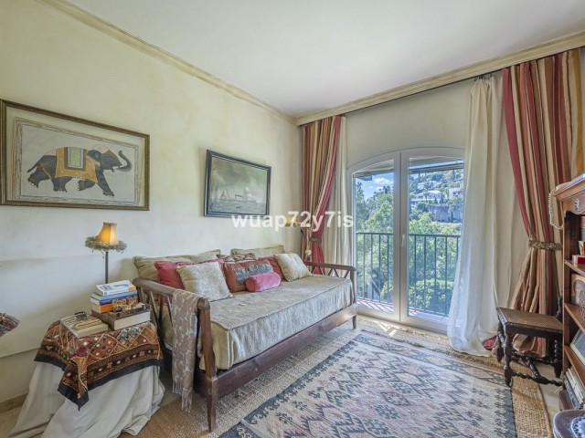 2 Bedrooms Townhouse in Benahavís