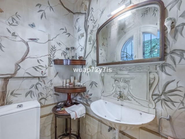 2 Bedrooms Townhouse in Benahavís