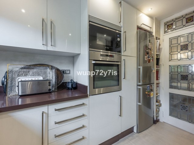 2 Bedrooms Townhouse in Benahavís