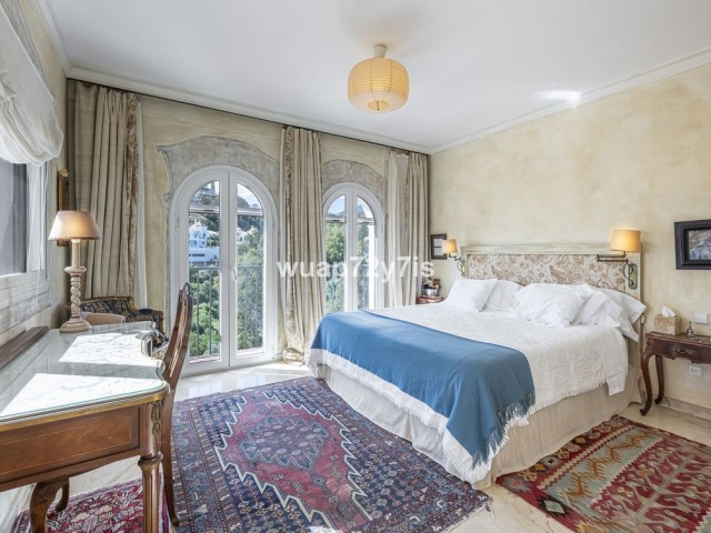 2 Bedrooms Townhouse in Benahavís