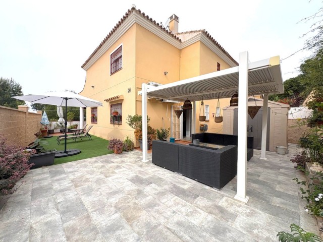 3 Bedrooms Villa in Mijas