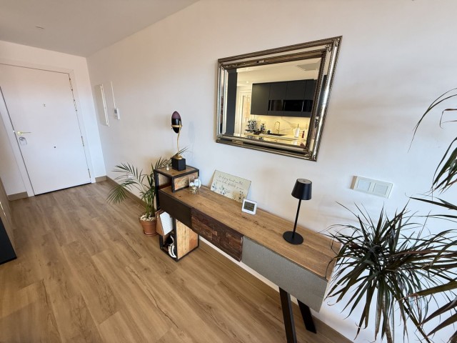 2 Bedrooms Apartment in Elviria