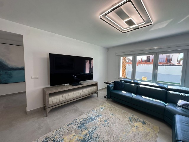 4 Bedrooms Villa in Benalmadena