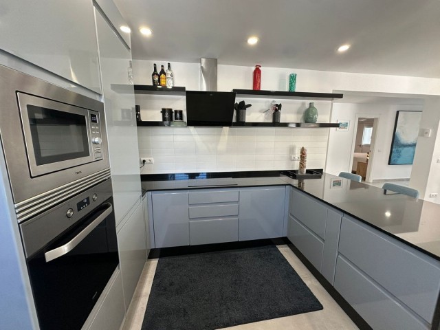 4 Bedrooms Villa in Benalmadena