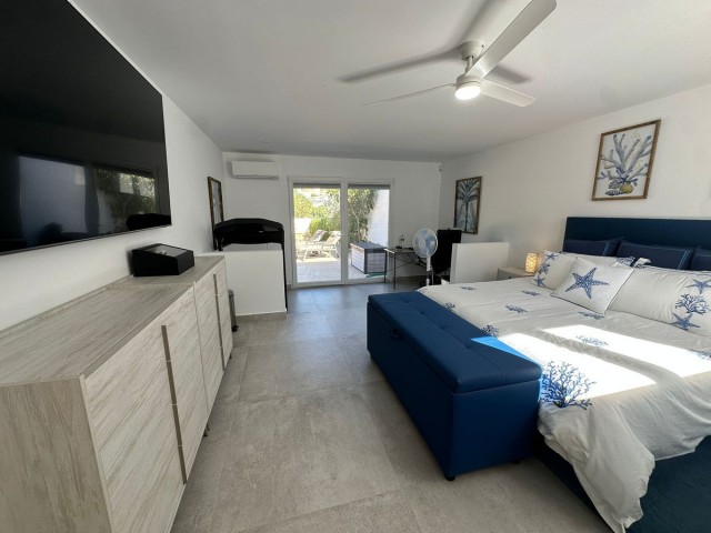 4 Bedrooms Villa in Benalmadena