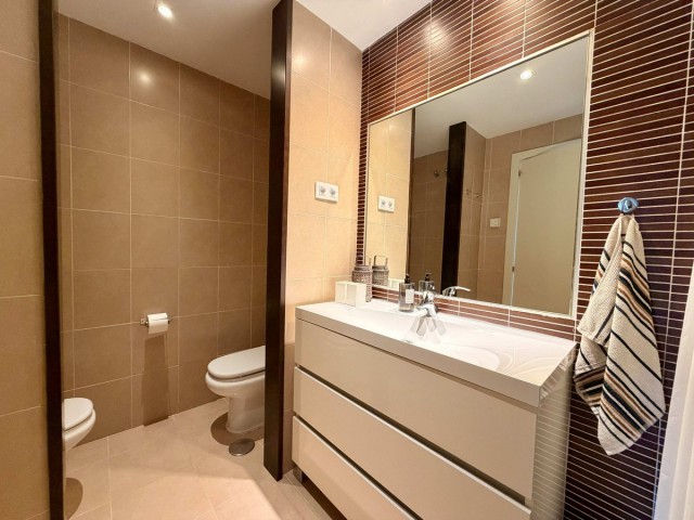 3 Bedrooms Apartment in Benahavís