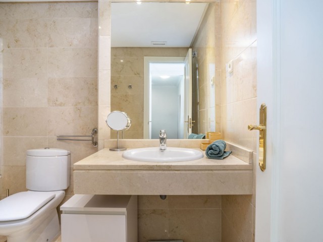 Apartment, Puerto Banús, R5364052