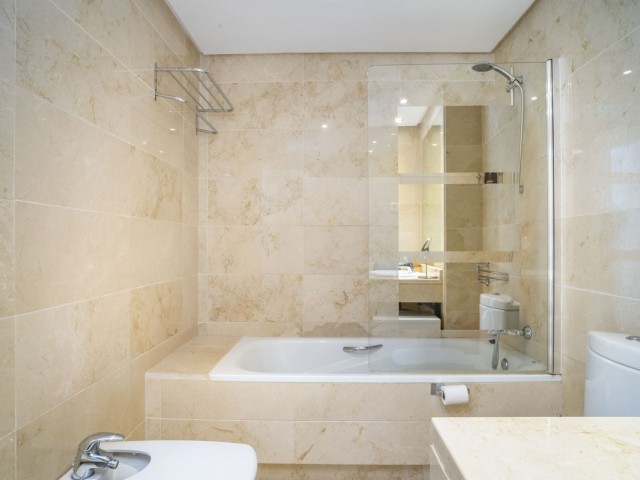 2 Bedrooms Apartment in Puerto Banús