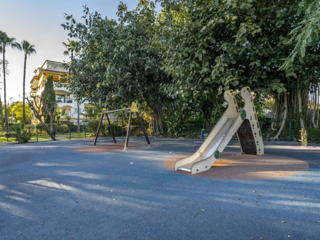 2 Bedrooms Apartment in Puerto Banús