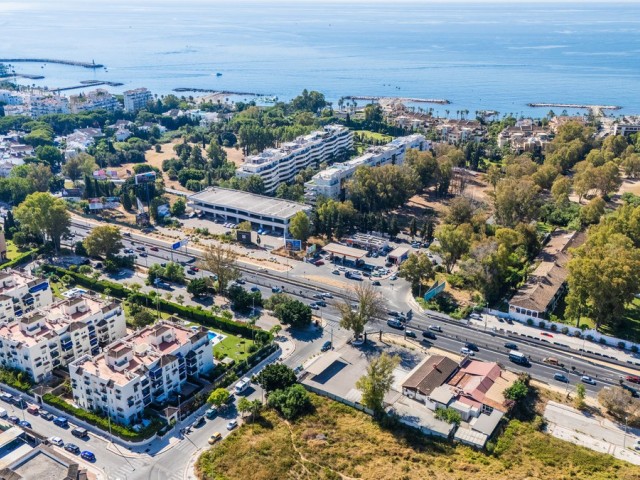 Commercial in Puerto Banús