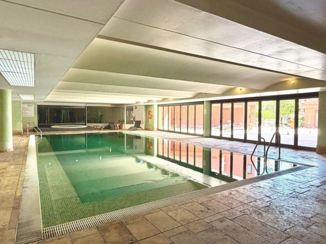 Appartement avec 2 Chambres  à Estepona