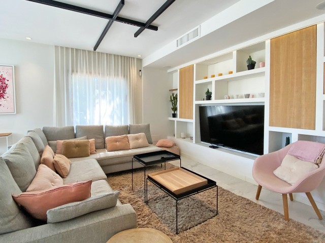3 Bedrooms Apartment in Puerto Banús