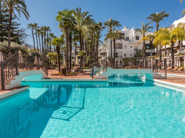 3 Bedrooms Apartment in Puerto Banús