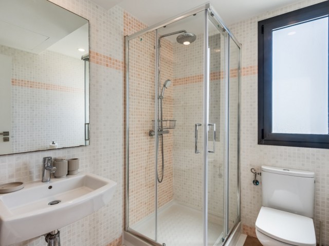 Appartement avec 2 Chambres  à Estepona