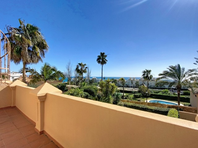 3 Bedrooms Townhouse in Estepona