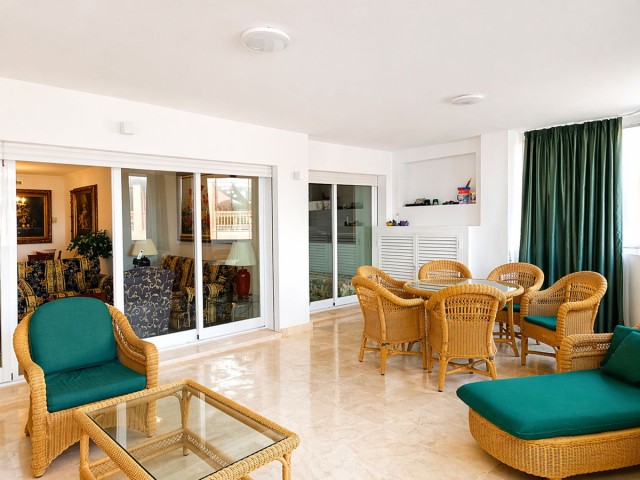 3 Bedrooms Apartment in Marbella