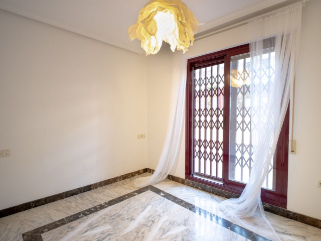 2 Bedrooms Apartment in Benalmadena