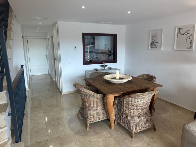 Townhouse, Cabopino, R5365018