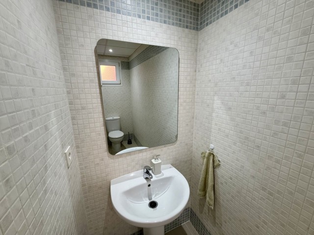 Townhouse, Cabopino, R5365018