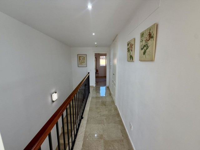 5 Bedrooms Townhouse in Cabopino