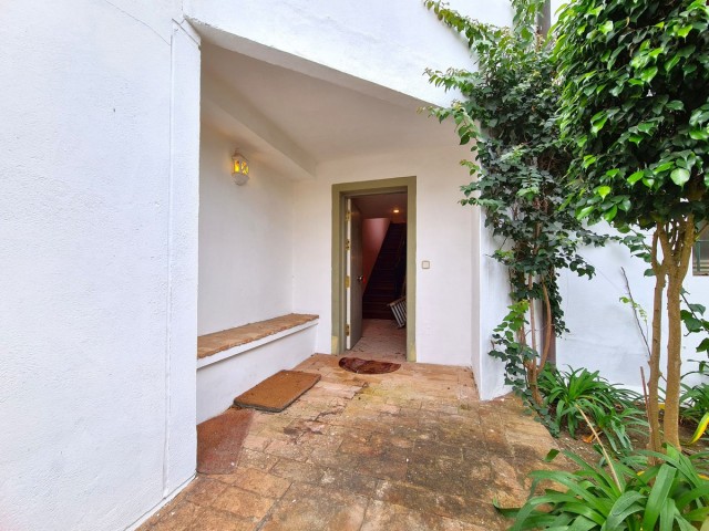 3 Bedrooms Townhouse in Sotogrande