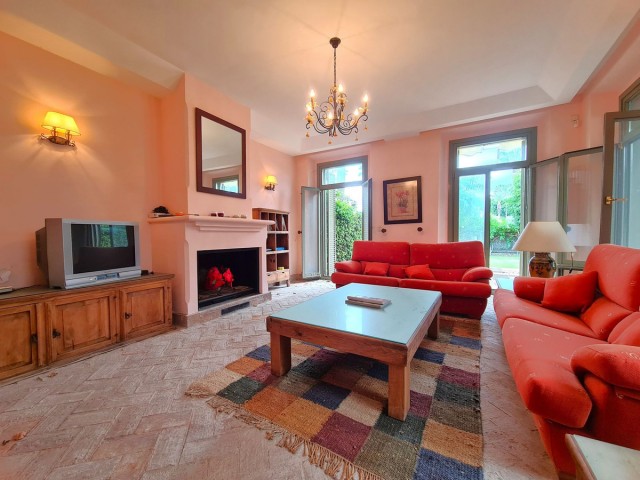 3 Bedrooms Townhouse in Sotogrande
