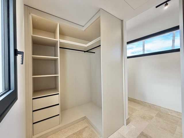 Villa con 5 Dormitorios  en Puerto Banús