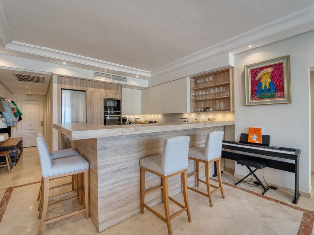 3 Bedrooms Apartment in Puerto Banús