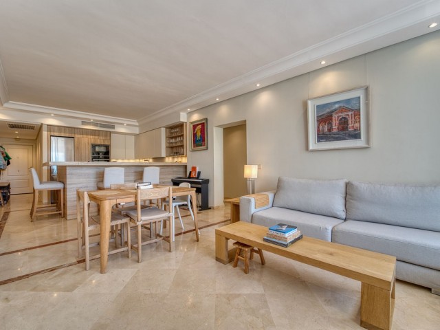 3 Bedrooms Apartment in Puerto Banús