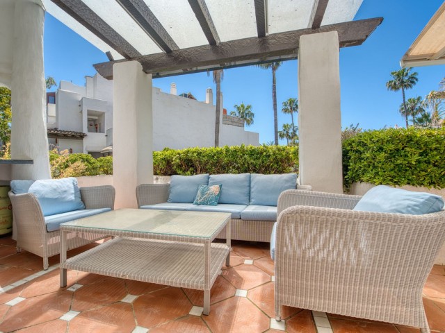3 Bedrooms Apartment in Puerto Banús