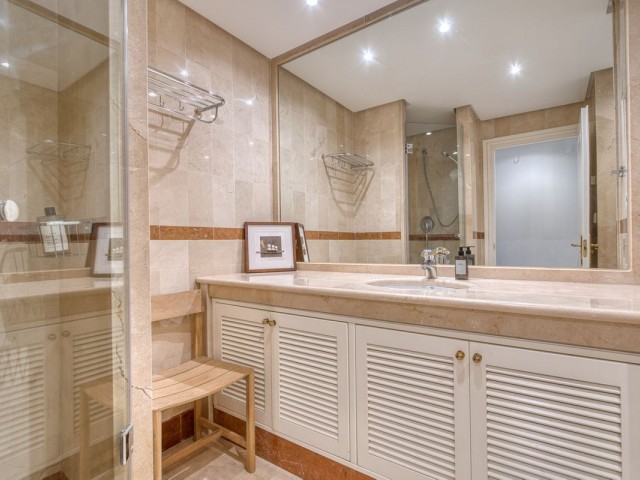 3 Bedrooms Apartment in Puerto Banús