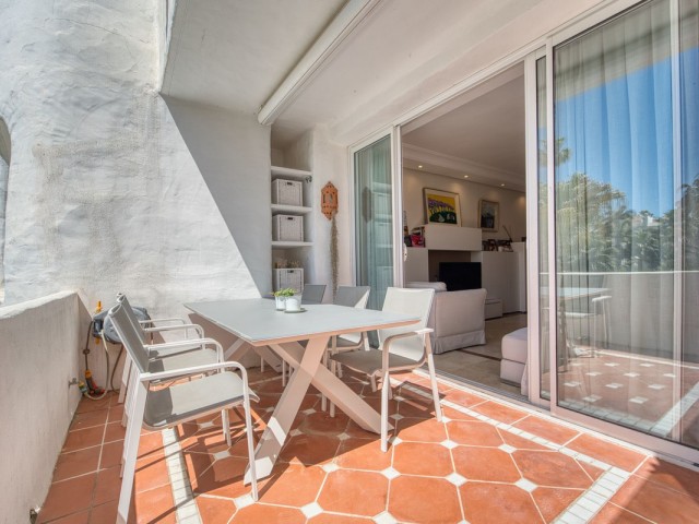 3 Bedrooms Apartment in Puerto Banús