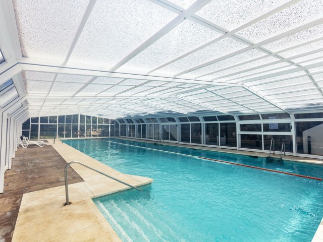 2 Bedrooms Apartment in Nueva Andalucía