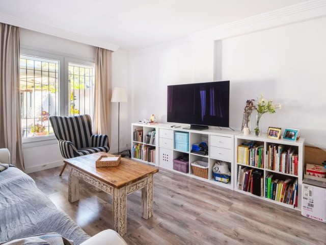 Reihenhaus, Atalaya, R5365273