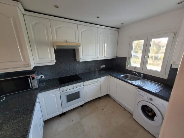 3 Bedrooms Apartment in Estepona