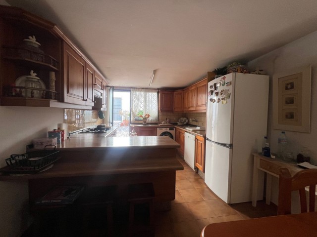 6 Schlafzimmer Villa in Estepona