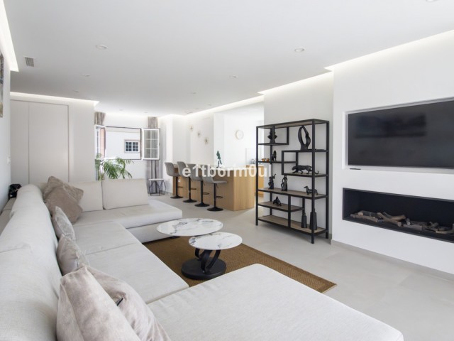 2 Bedrooms Apartment in Nueva Andalucía