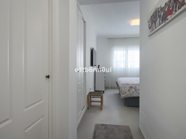 2 Bedrooms Apartment in Nueva Andalucía