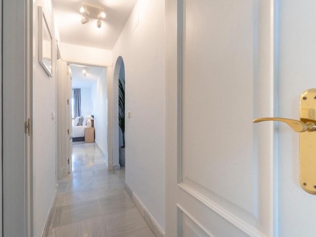 2 Bedrooms Apartment in Nueva Andalucía