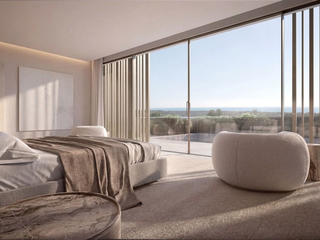 8 Bedrooms Villa in Sotogrande