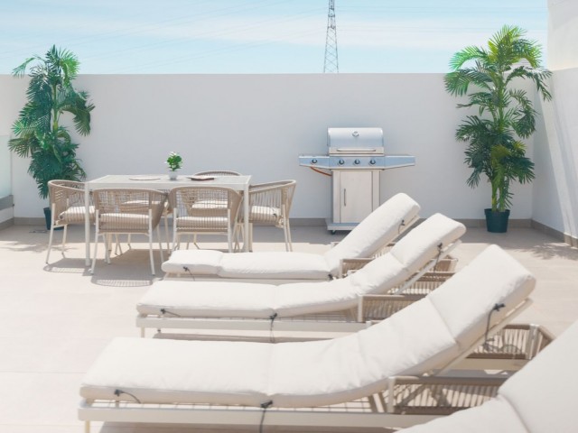 2 Bedrooms Apartment in Estepona