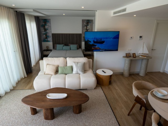 2 Bedrooms Apartment in Estepona