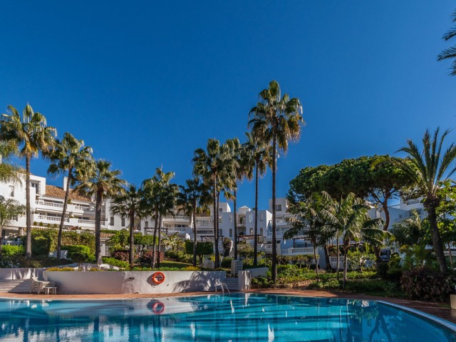 Takvåning i Elviria