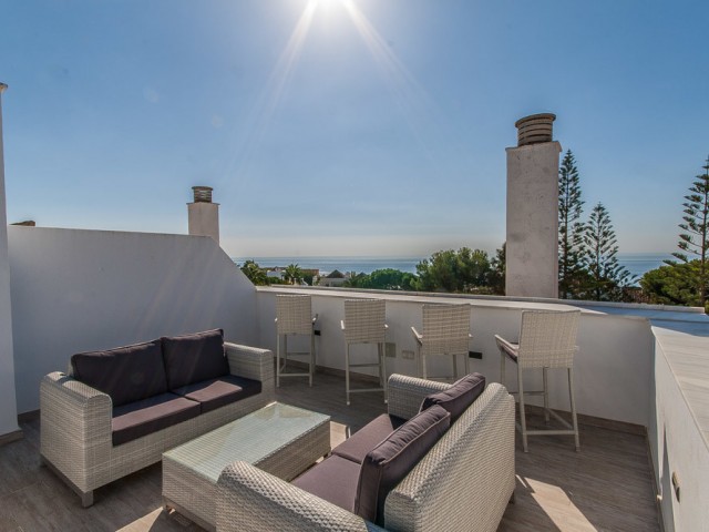 Takvåning i Elviria