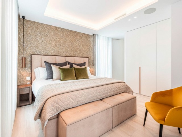6 Bedrooms Villa in Benahavís