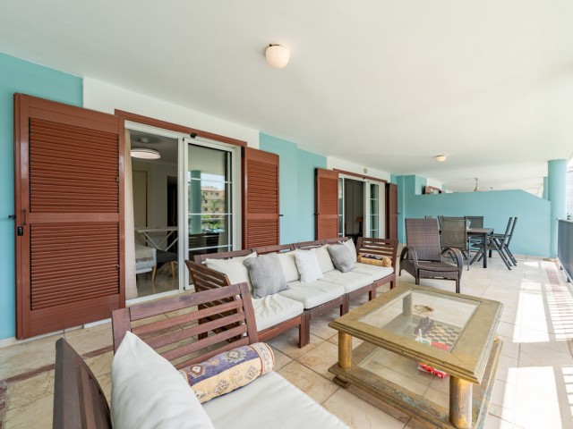 Apartamento con 3 Dormitorios  en Sotogrande Marina