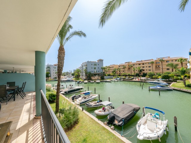 Apartamento con 3 Dormitorios  en Sotogrande Marina