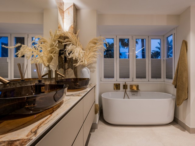 3 Bedrooms Apartment in Marbella