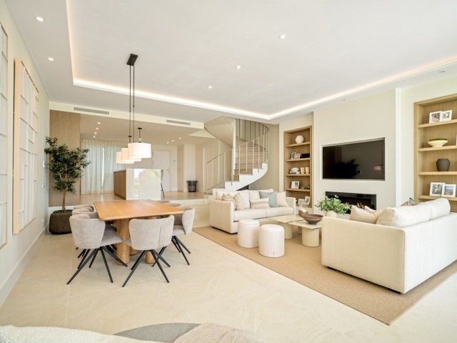 4 Slaapkamer Rijtjeshuis in La Quinta