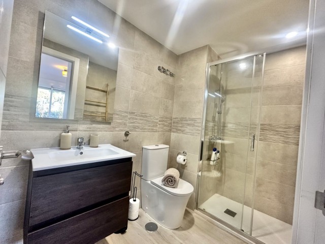 2 Bedrooms Apartment in Calahonda